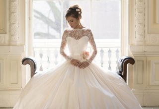 Open Decollete Wedding Dress Models 2019