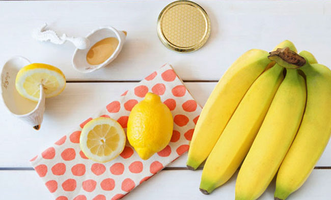 5 Simple Ways to Use Banana Peel to Treat Acne