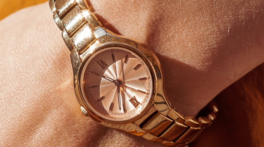 Top 10 Luxury Watches for Women in 2022